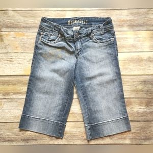 Hydraulic Women's Bermuda Size 11/12